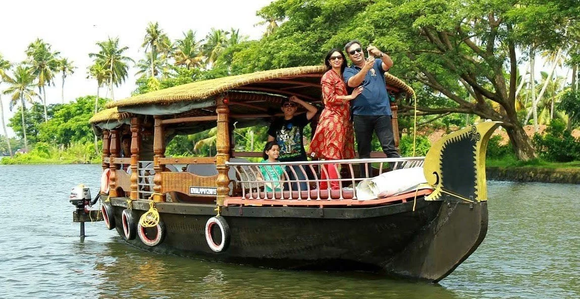 Vembanad Lake, Kumarakom